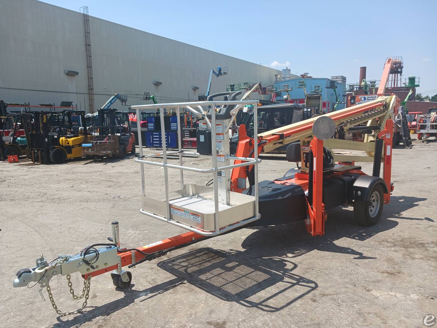 2023 JLG T350