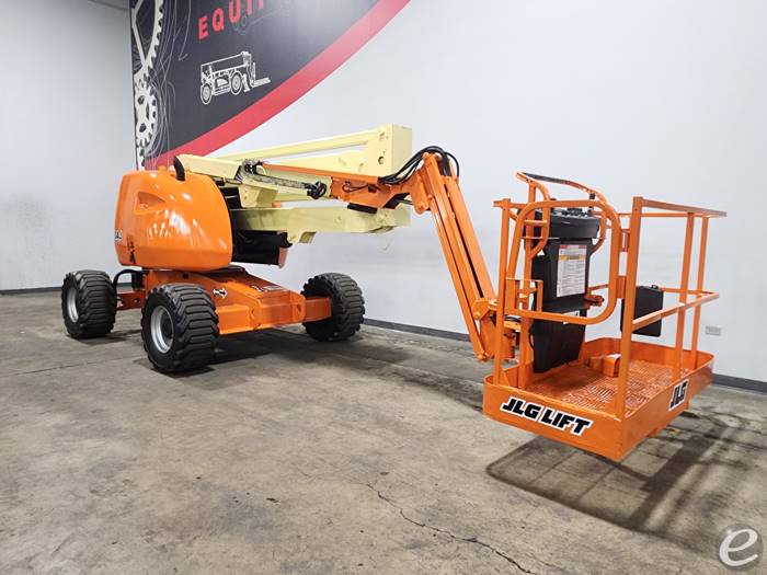 2013 JLG 450AJ