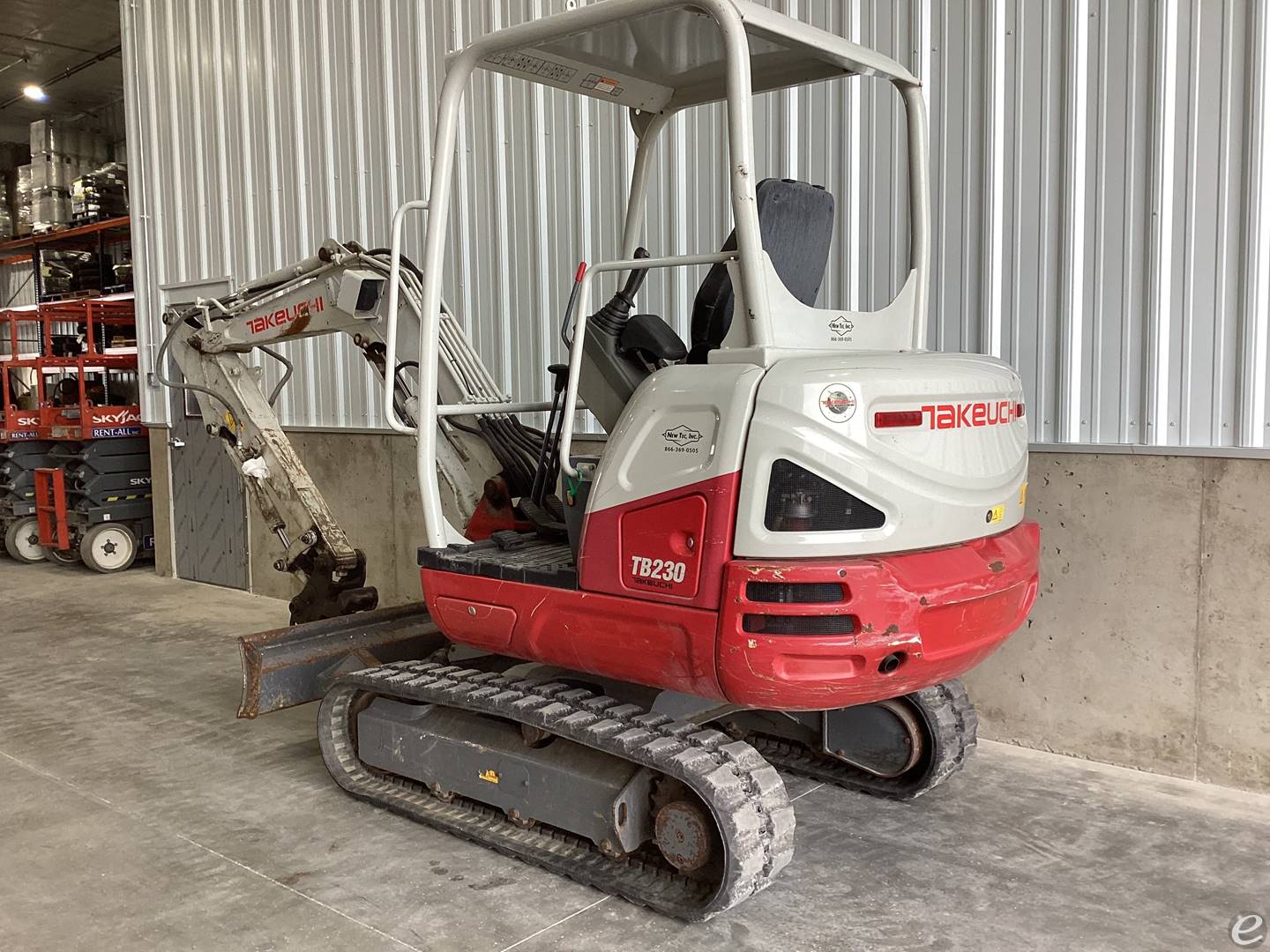 2018 Takeuchi TB230