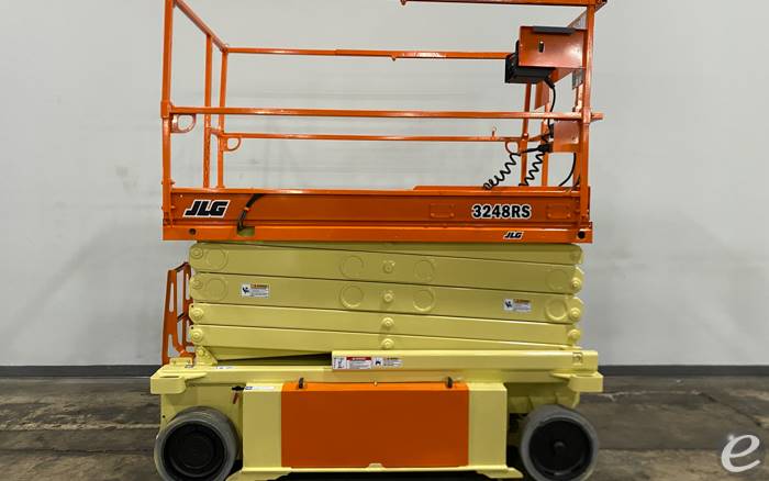 2015 JLG 3248RS