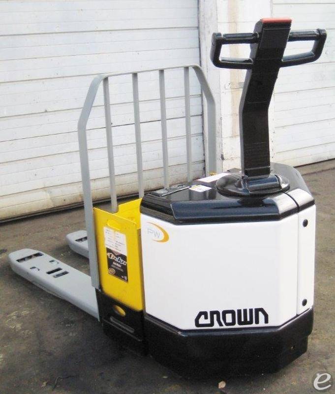 2007 Crown PW3520-60