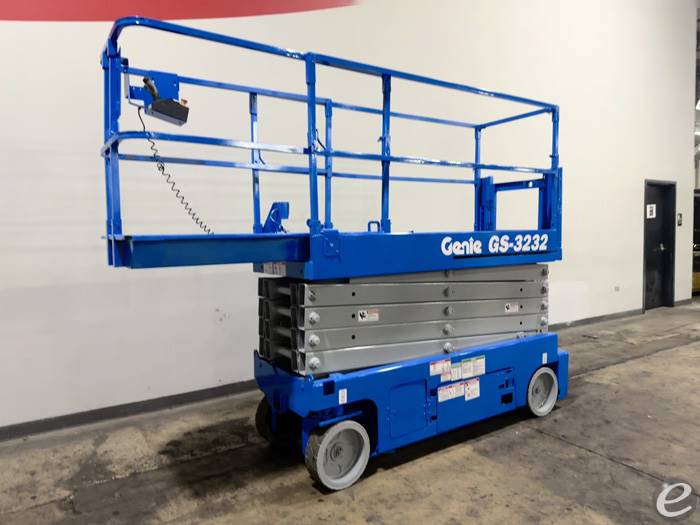 2014 Genie GS3232