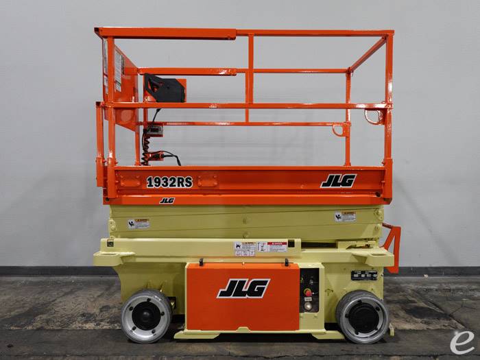 2014 JLG 1932RS