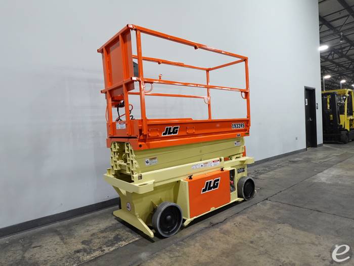 2014 JLG 1932RS