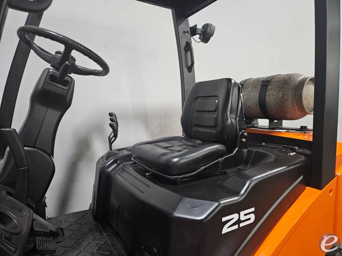 2017 Doosan G25N-7