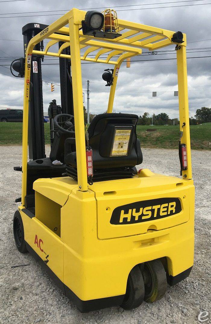 2010 Hyster J35ZT