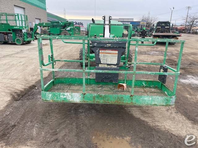 2015 JLG 400S