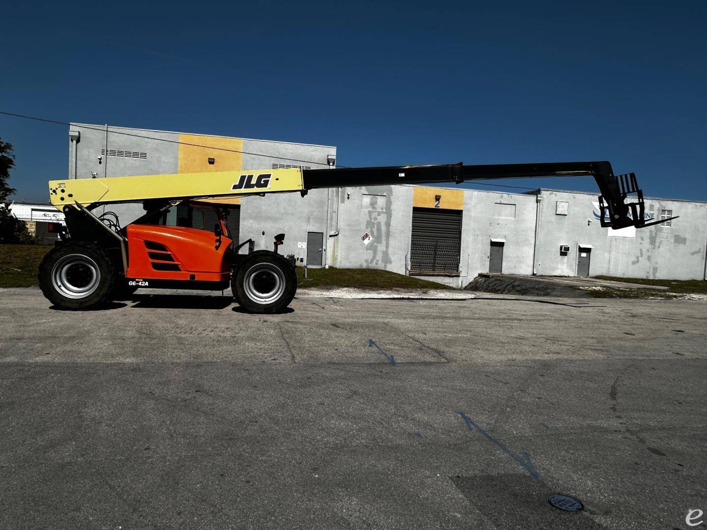 2014 JLG G6-42A