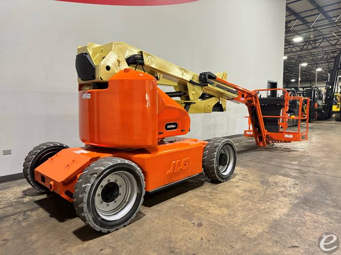 2014 JLG E450AJ