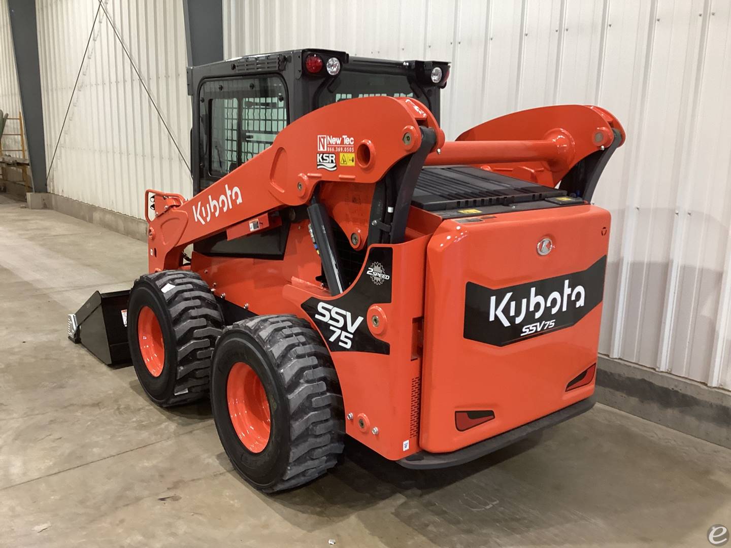 2024 Kubota SSV75HFRC