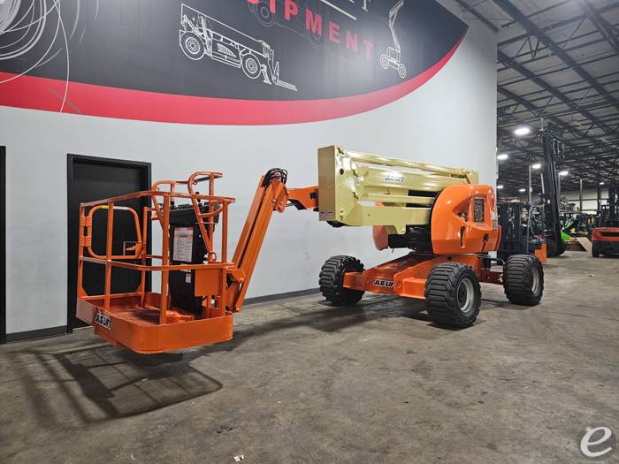 2015 JLG 450AJ