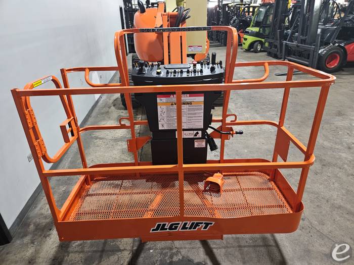 2015 JLG 450AJ