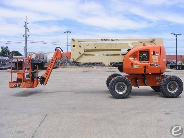 2010 JLG 450AJ II