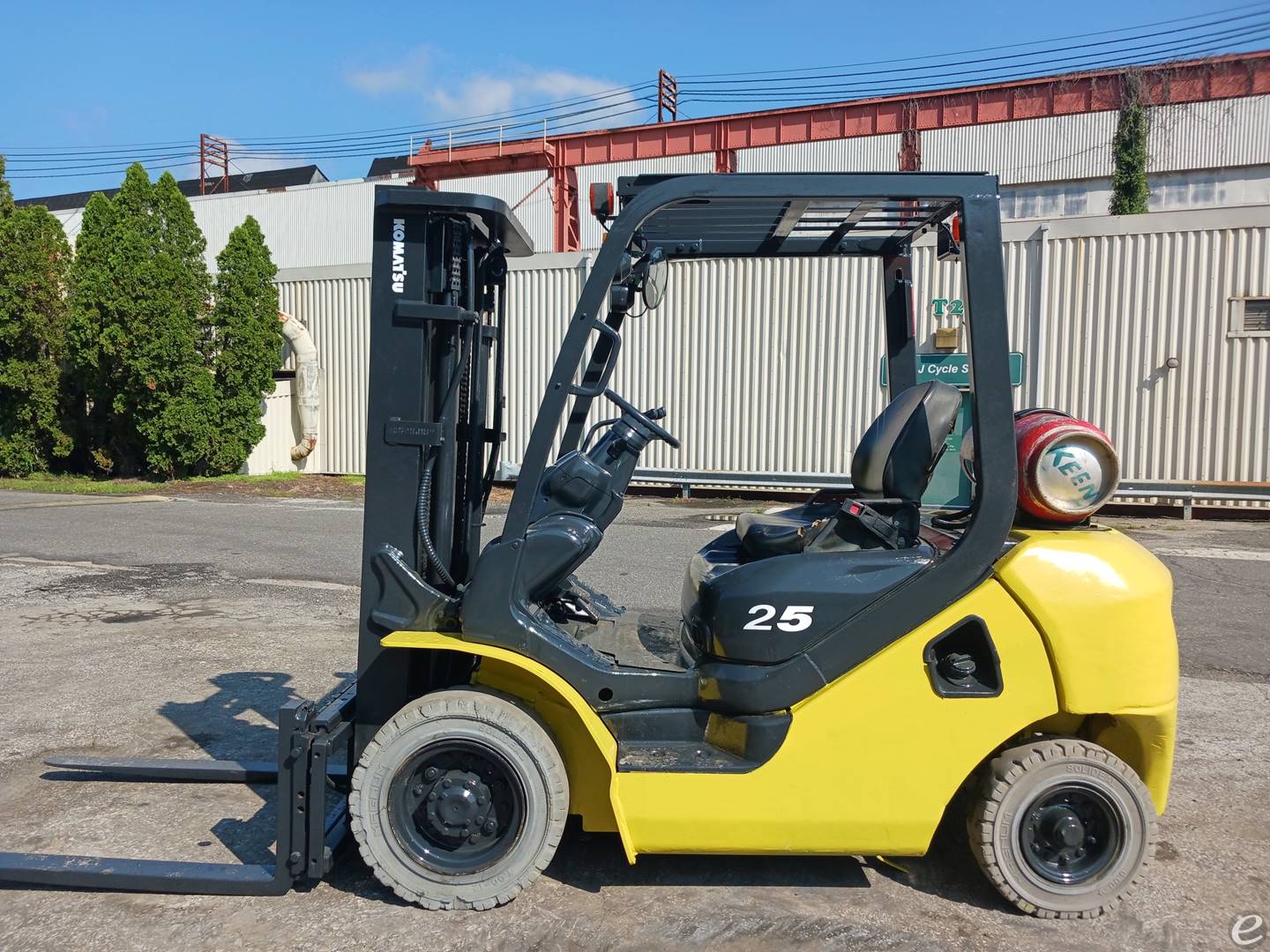 2011 Komatsu FG25T-16