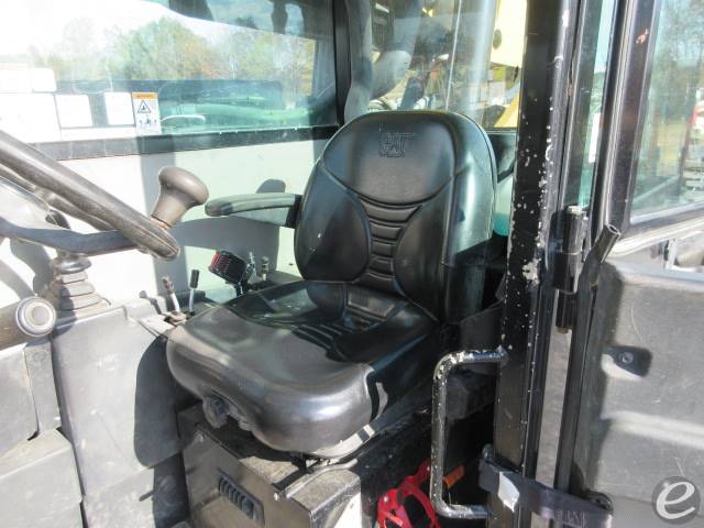 2015 Cat TL1055D