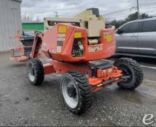 2015 JLG 340AJ