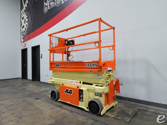 2014 JLG 1932RS