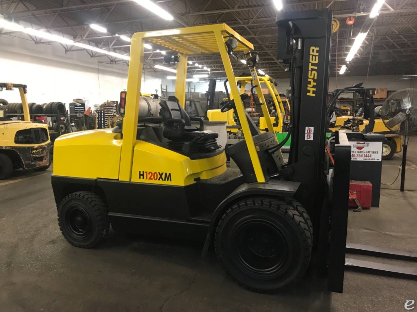 2004 Hyster H120XM