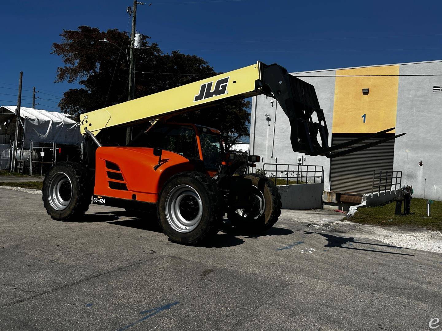 2014 JLG G6-42A