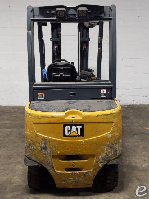 2004 Cat 2EP6000