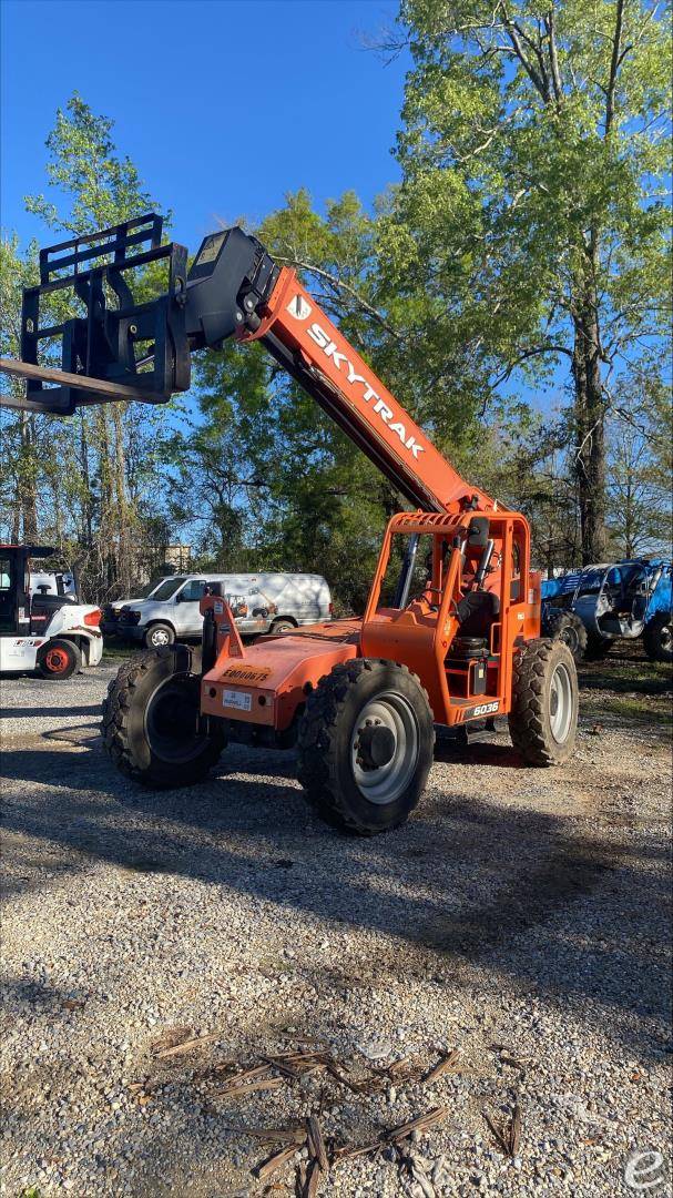 2019 JLG 6036