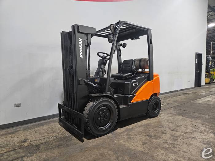 2017 Doosan G25N-7