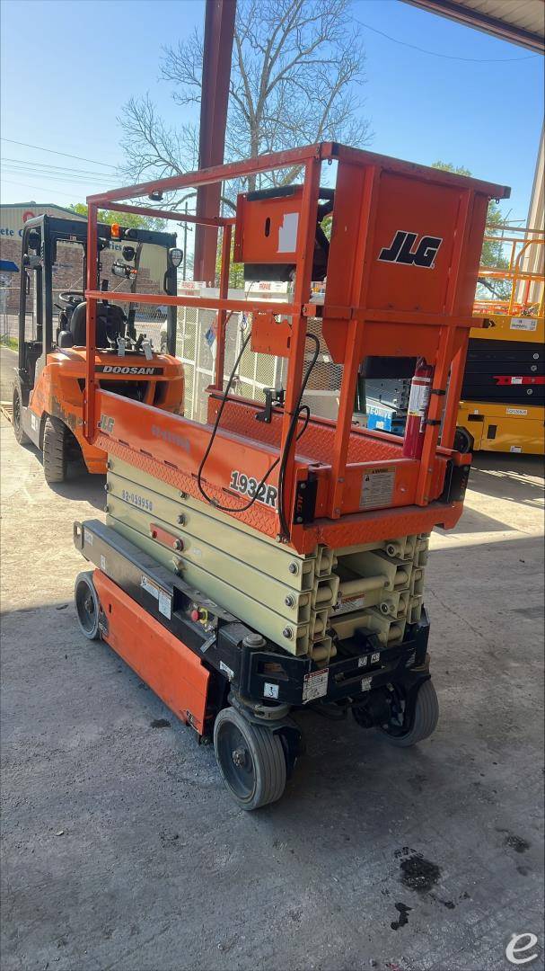2018 JLG 1932RS