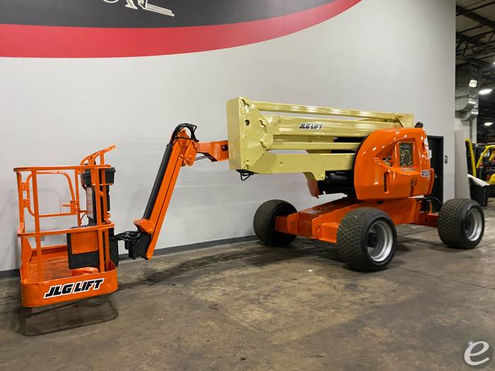 2012 JLG 450AJ