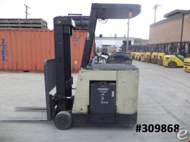 2004 Crown RC3020-30