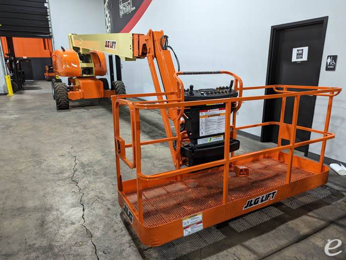 2004 JLG 860SJ