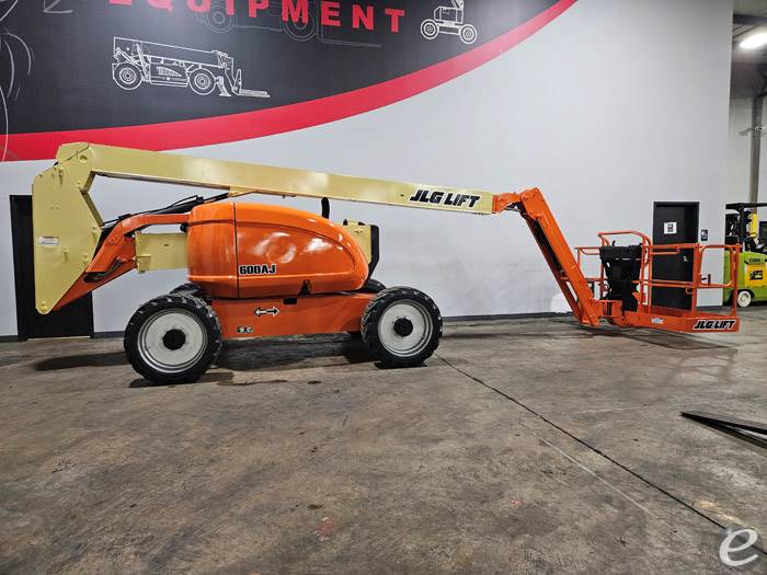 2013 JLG 600AJ