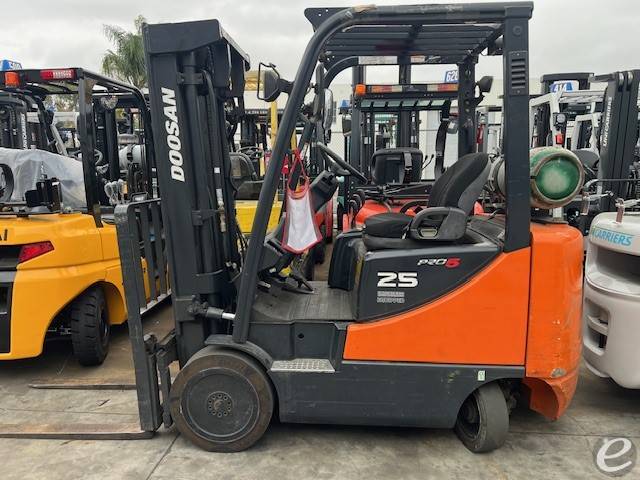 2007 Doosan GC25P-5