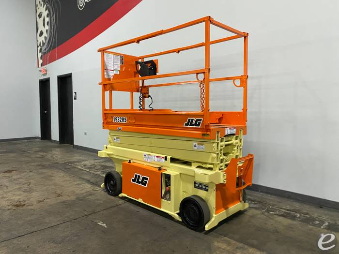 2015 JLG 1932RS