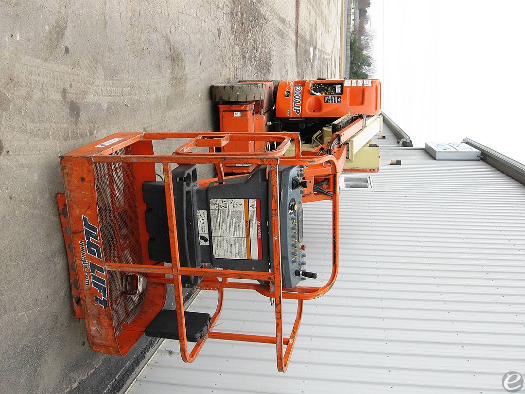 2008 JLG E300AJP