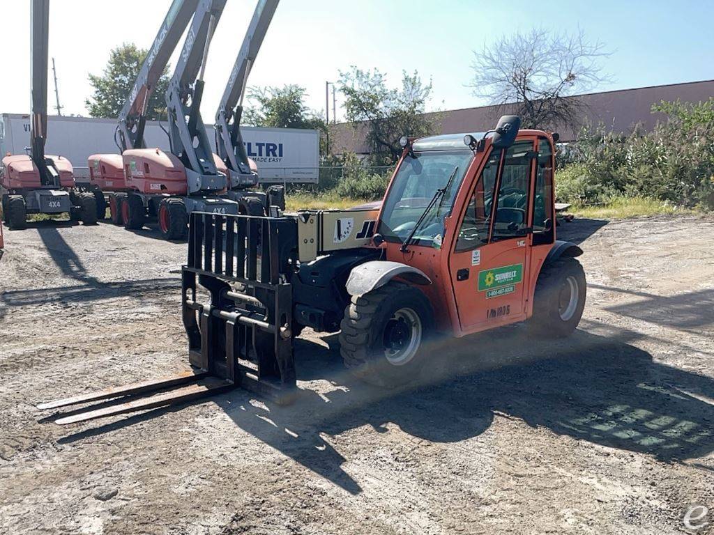 2015 JLG G5-18A