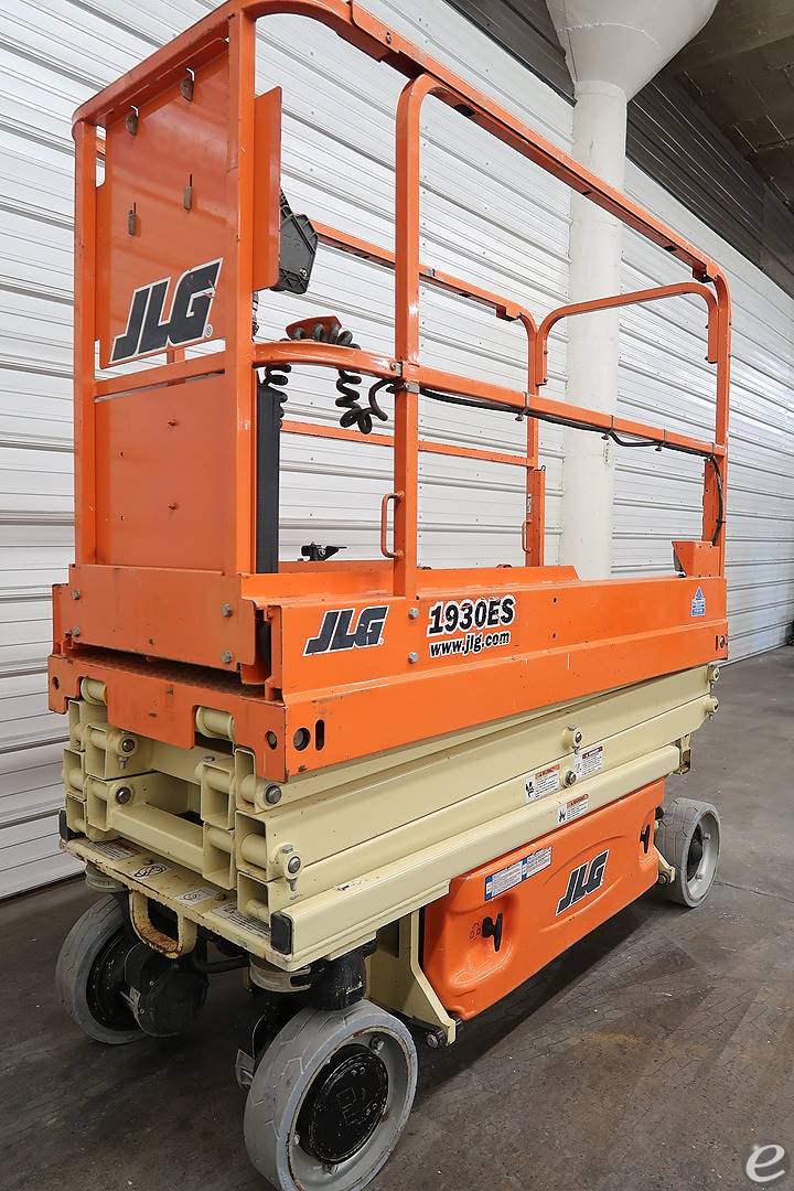 2016 JLG 1930ES