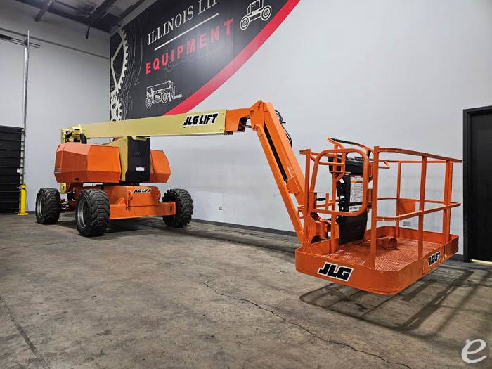 2014 JLG 800AJ