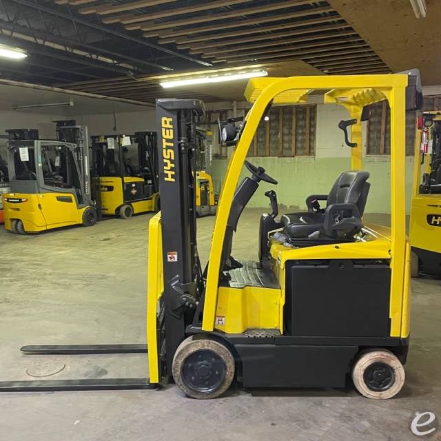 2017 Hyster E30XN