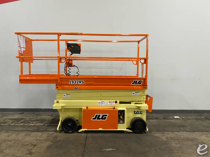 2015 JLG 1932RS