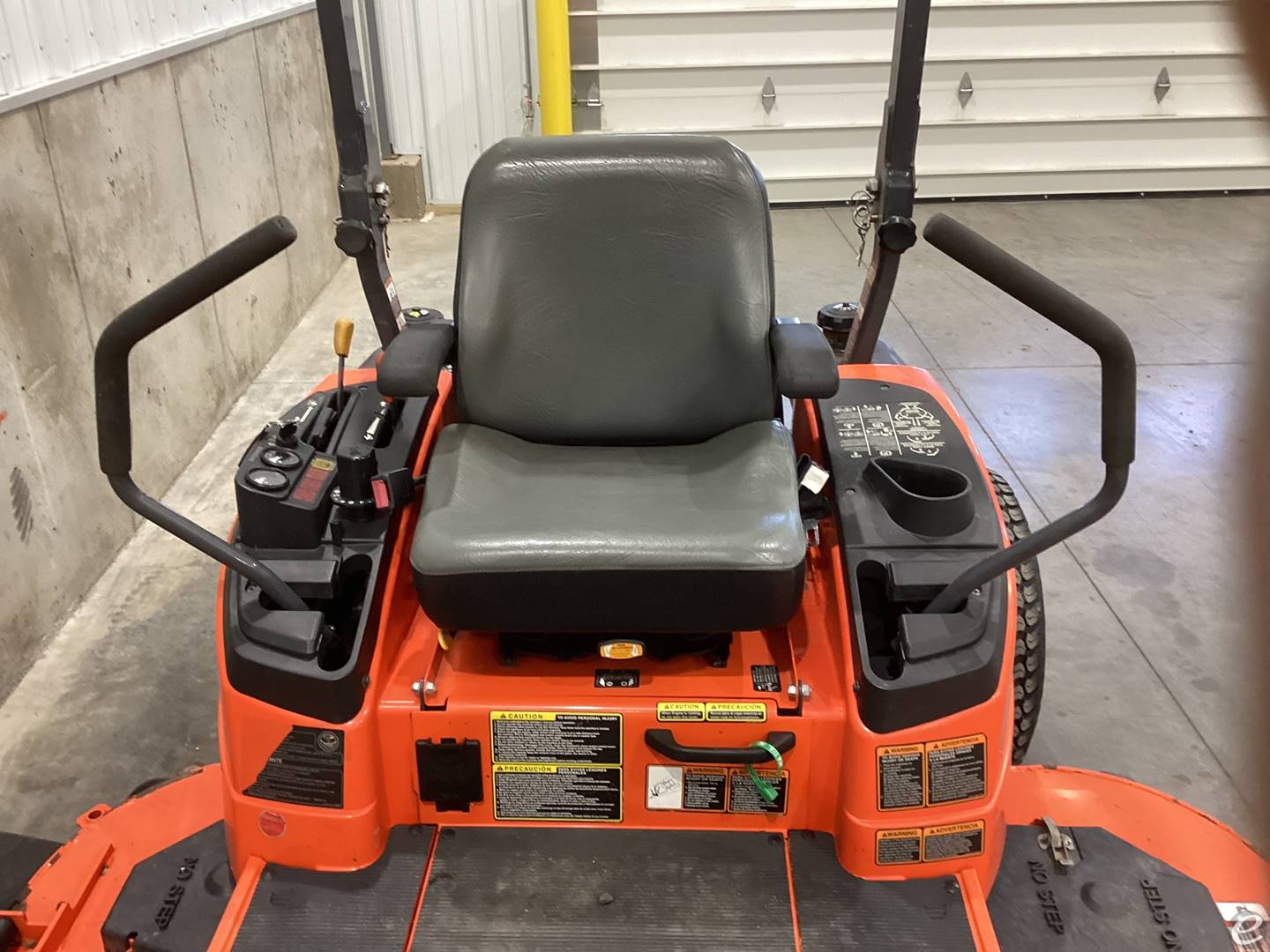 2013 Kubota ZD331LP-73