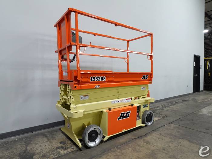 2014 JLG 1932RS