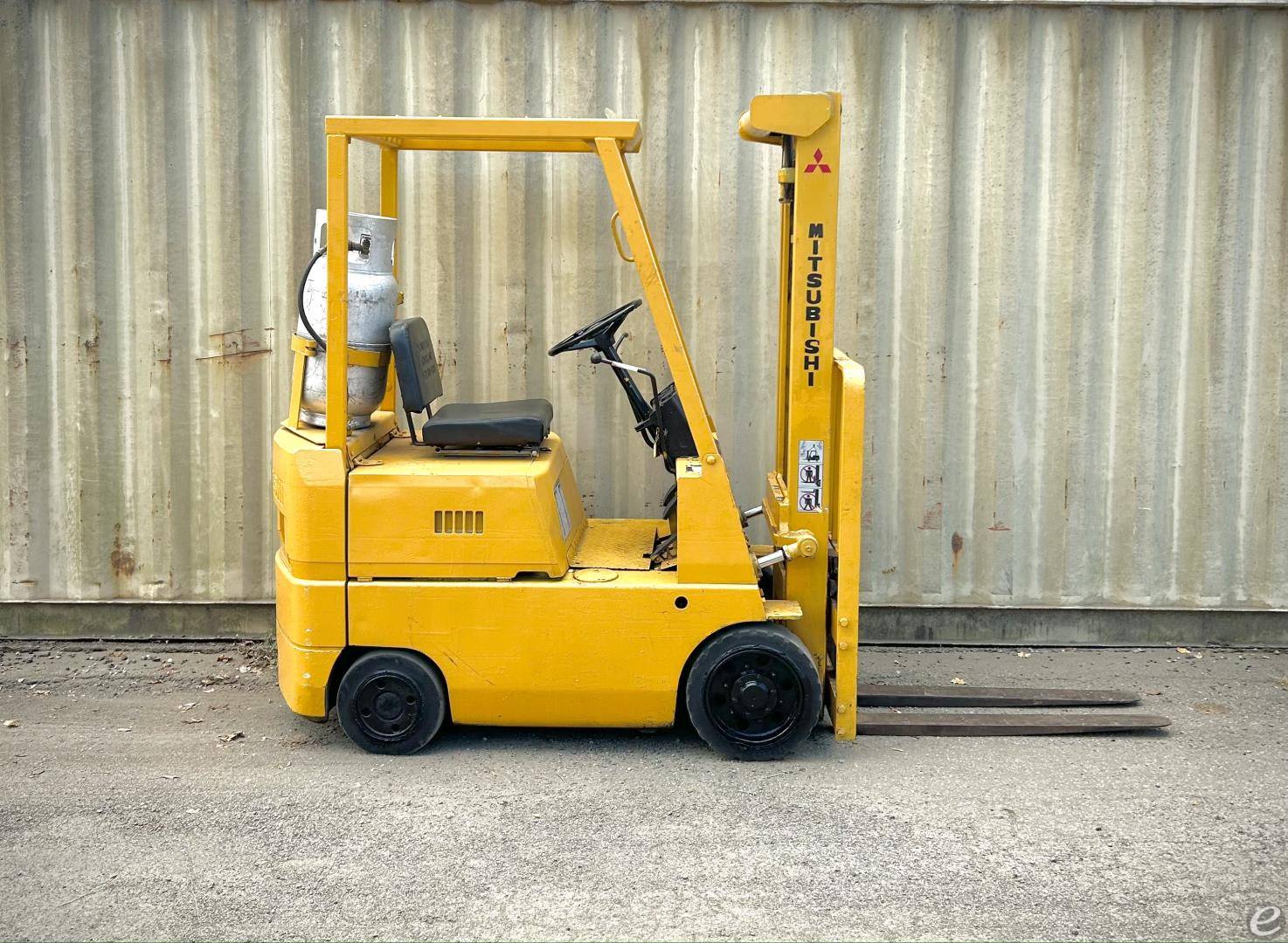 1992 Mitsubishi FGC15