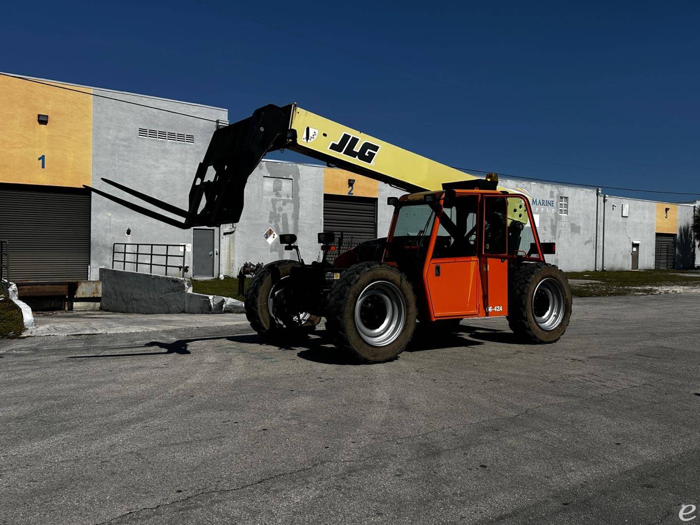 2014 JLG G6-42A
