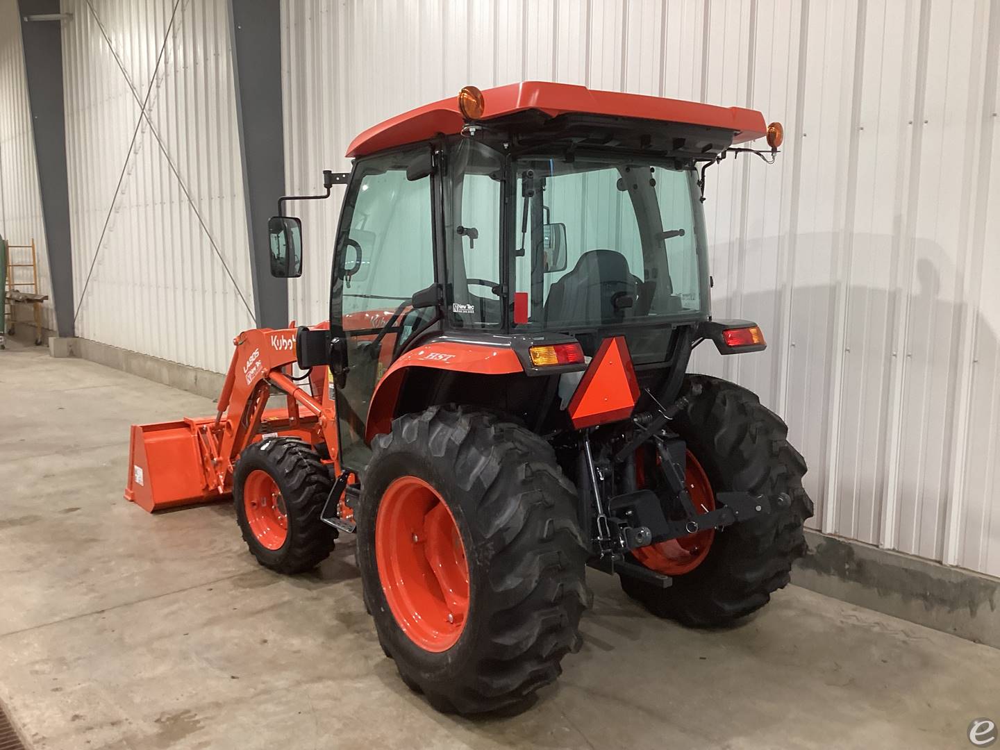 2023 Kubota L3560HSTC