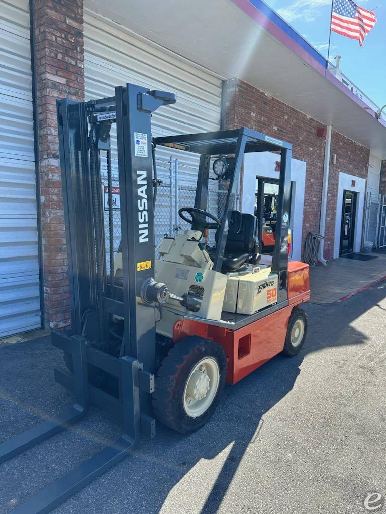 Nissan PD50Y   EH02A25V