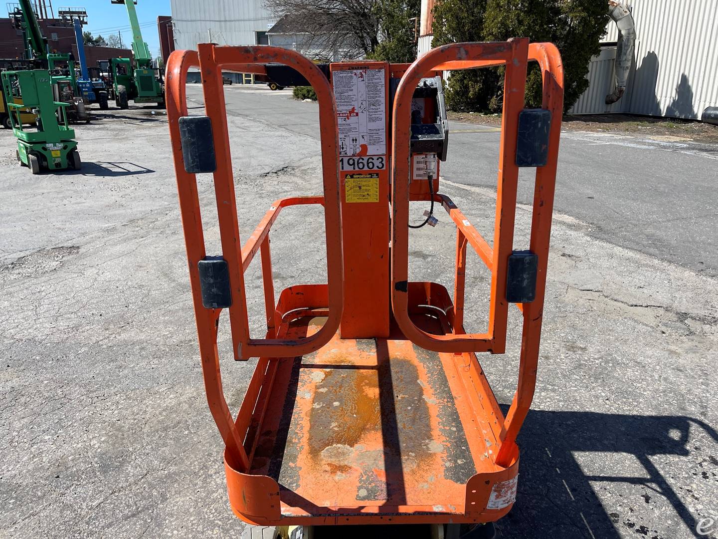 2017 JLG 1230-ES