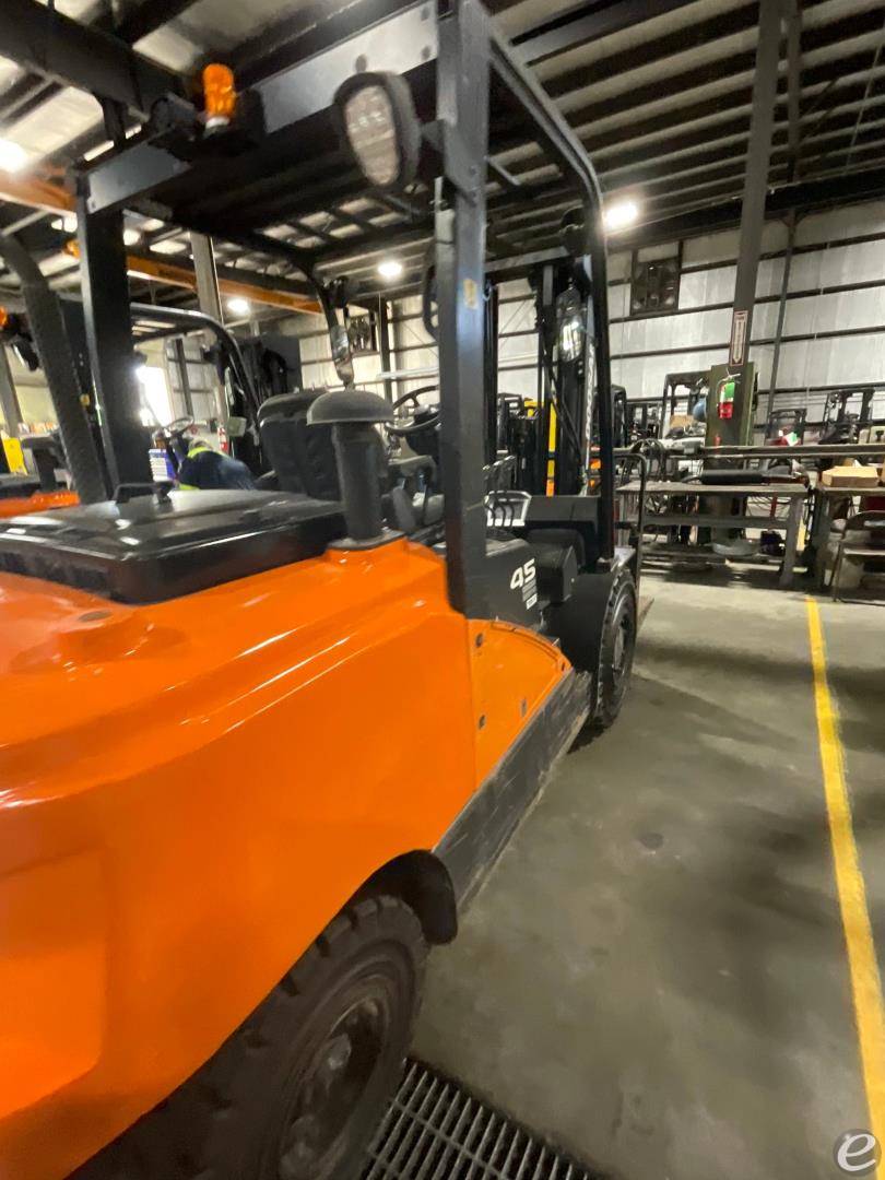 2022 Doosan D45S-7