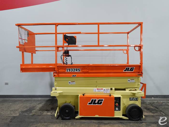 2014 JLG 1932RS