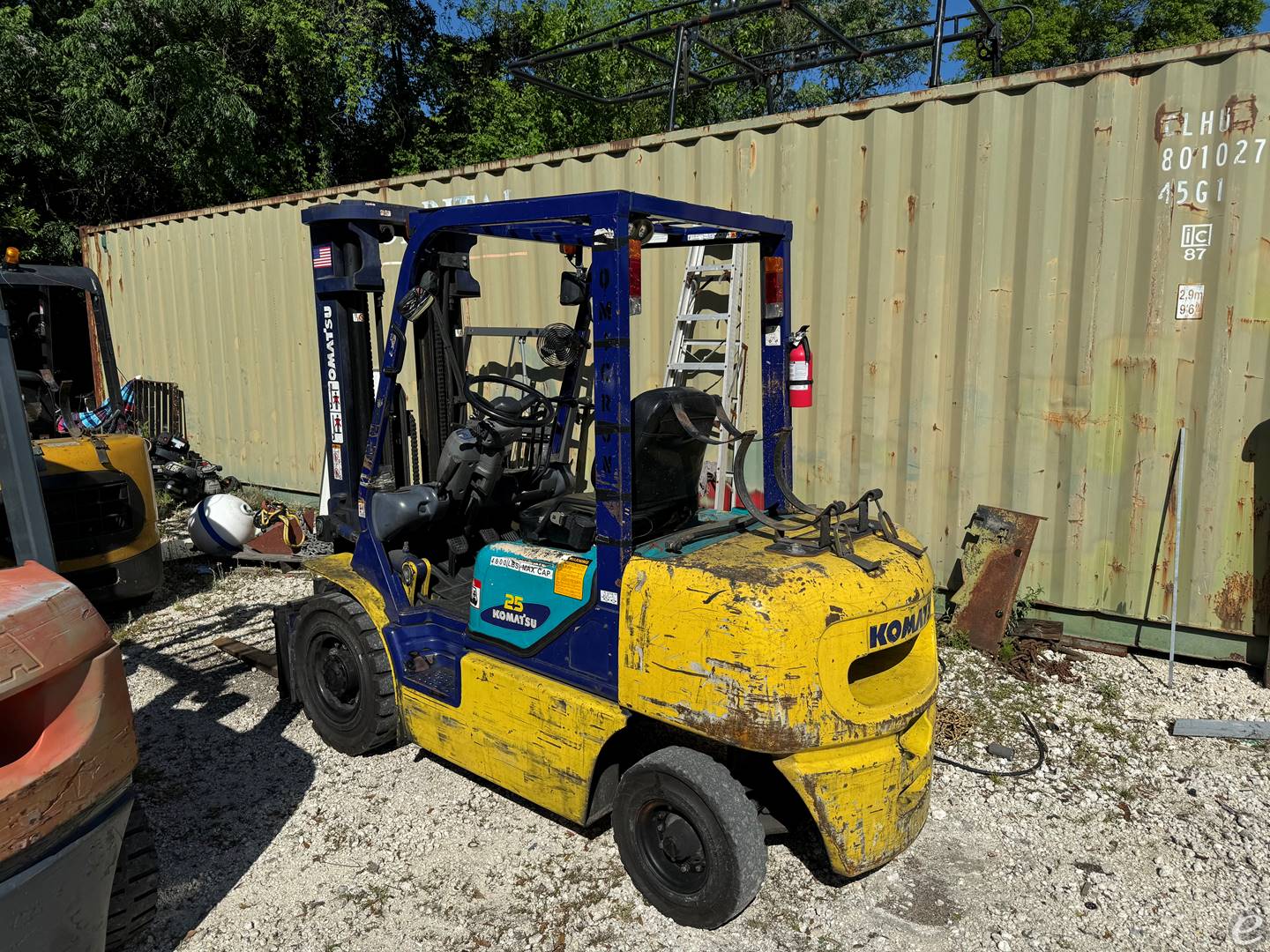 2001 Komatsu FG25T12