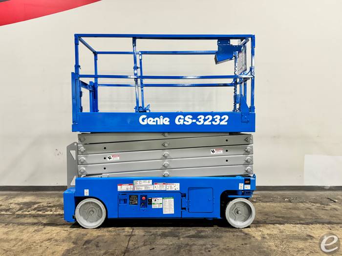 2014 Genie GS3232